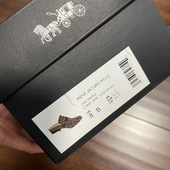 New, in original box. Coach Irene Jacquard Mule shoes in Oak/Maple - Picture 5 of 6